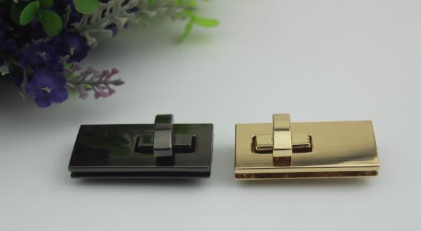 Fancy simple design gold & gunmetal color zinc alloy fittings metal twist turn lock for handbag