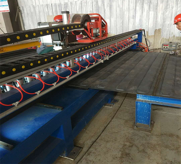 Máquina de soldadura automática de placas metálicas finas MIG Splicing Máquina de soldadura de placas metálicas de 3000 mm