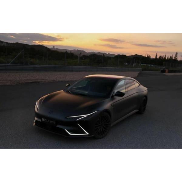 IM L7 EV 2023 Elite Chinese Electric Sedan Cruising Range 675km
