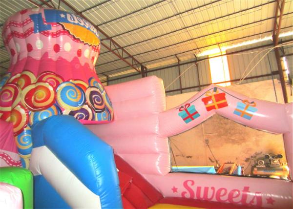 Casa de doces inflável de pintura digital divertida cidade grande parque de diversões temático de doces de natal inflável