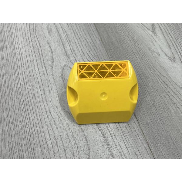 Baliza solar intermitente con plástico reflectante para mejorar la seguridad vial y diseño impermeable