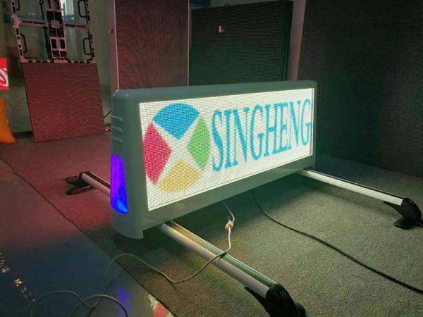 Full Color 3G / 4G LED Taxi Top Digital Signage High Brightness 6500cd/㎡