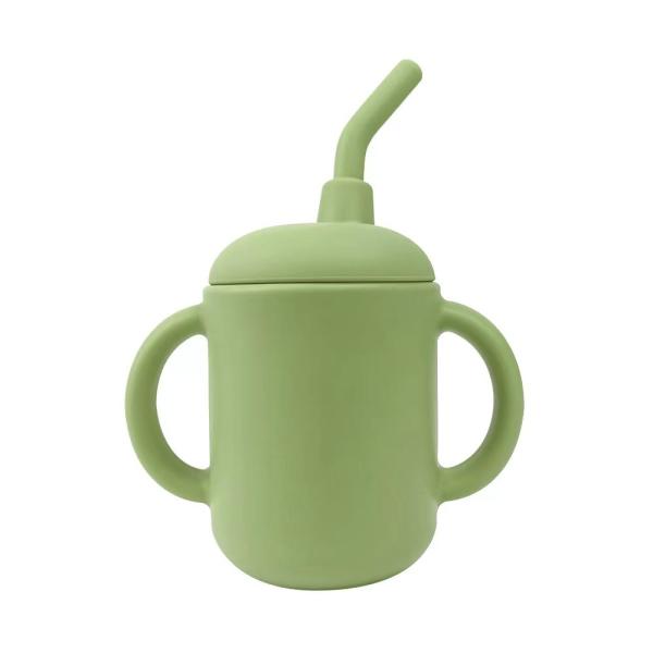 Silicone Brown Kids Cup With Straw 120ml Capacity 10.5*7.3cm*6.1cm Size Drinking