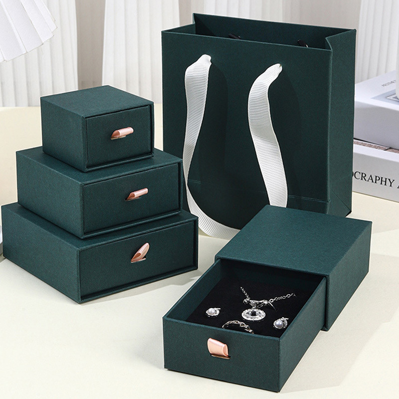 Gift Custom Cosmetic Boxes / Custom Skin Care Boxes Gold Or Silver Stamping