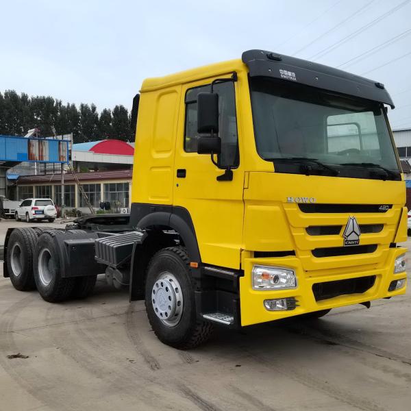 Cheap Used Howo Tractor Head 420HP Second Hand Sinotruck Tractor Head Truck Tractor