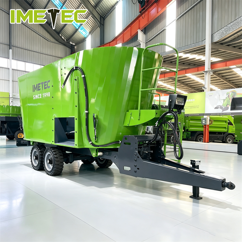 CE Certified Vertical TMR Feed Mixer Wagon with 5-16 CBM Capacity and PTO Drive for Large Ranches