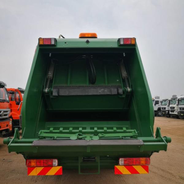 SINOTRUK HOWO 6x4 Compactor Garbage Refuse Sanitation Truck