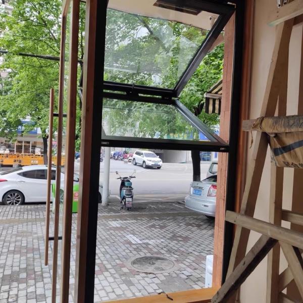 DERCHI Bifold Windows with Low-E Glass and Triple Insulated Glass for Heat Insulation in Residential House