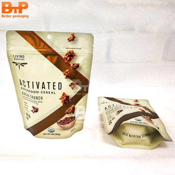 Customized Stand up Maylar Pouch Packaging Seal Zipper Bags for Biscuit Chocolate Dry Food Candy and Dry Fruit