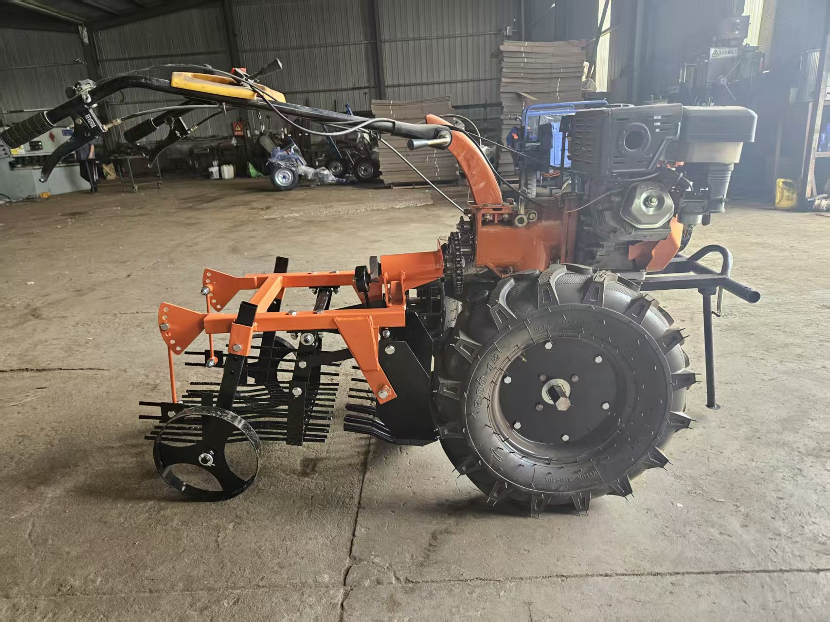 Single Row Potato Harvester, Potato Digger Machine, 8‑25HP Potato Harvest Equipment, Mini Tractor Potato Harvester