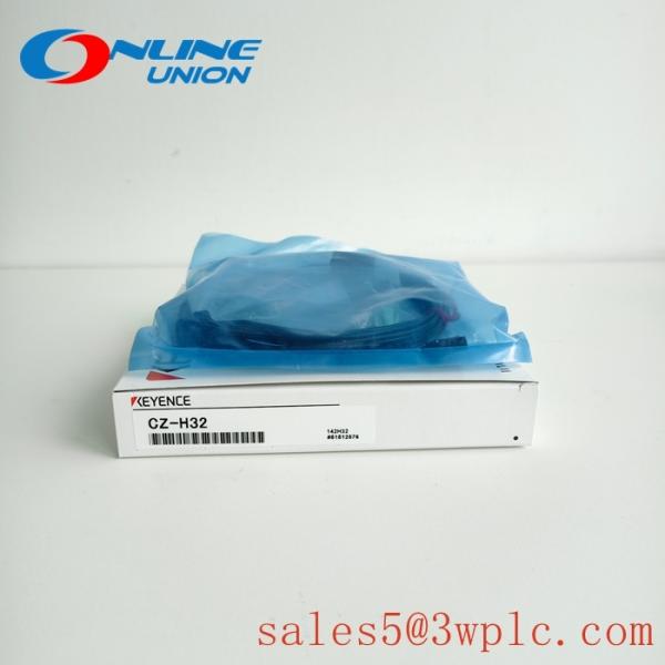 CZ-H32 KEYENCE Reflective Sensor Head Variable Spot