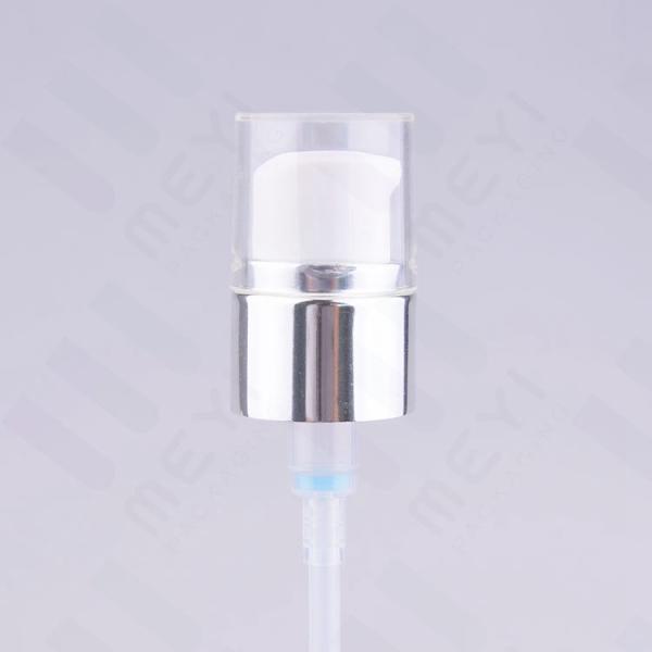 Pompe cosmétique de jet de pompe de traitement de pp avec le chapeau, 18/410 pompe crème en aluminium argentée