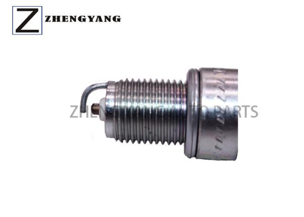 BP5EY Auto Spare Part Japanese Spark Plug Car Engine Nickel Copper Stable
