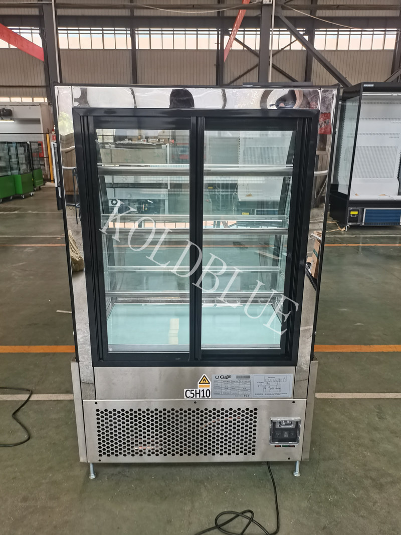 Commercial Refrigerated Cake Display Showcase with Curved Anti-Fog Glass and Three Shelves ROSA90TS