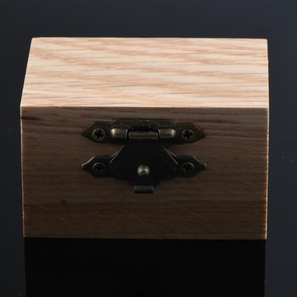 Boîte à anneaux en bois de fût de whisky personnalisable 60*40*36mm OEM/ODM