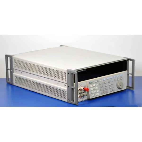 Fluke 5700A Multifunction Calibrator with 600 MHz Bandwidth, High Accuracy, and Programmable Outputs
