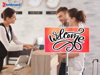 Qtenboard Portable TV Tablet La solution de conciergerie sans contact ultime avec une autonomie de 3 à 9 heures et la prise en charge d'un écran large