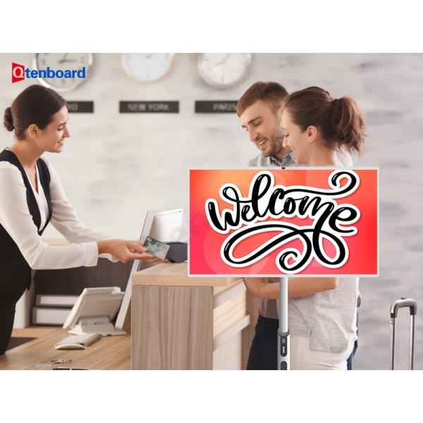 Qtenboard ポータブルTVタブレット 究極の非接触型コンシェルジュソリューション、3～9時間のバッテリー寿命とワイドスクリーン対応