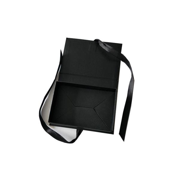 Gold Stamping Logo Folding Gift Boxes Eco - Friendly For Packaging Apparel