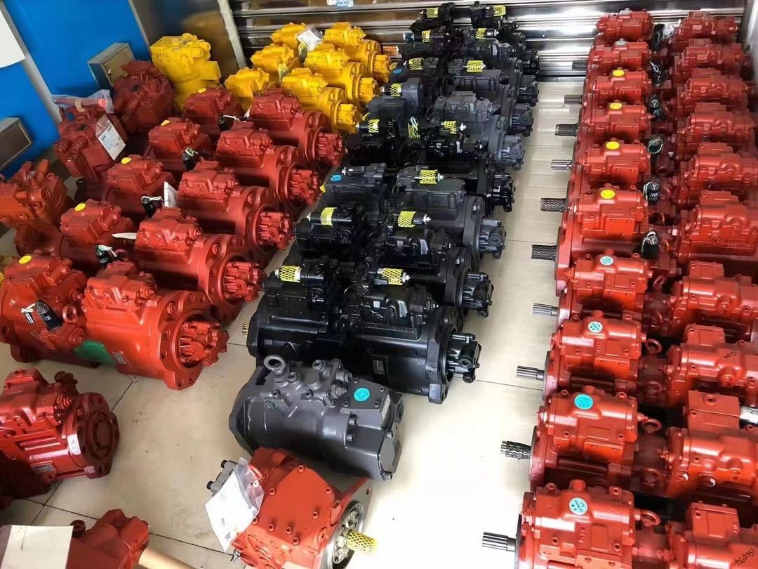 Komatsu PC200-5 PC200-6 PC200-7 PC200-8 Pump Housing for 2415156852 Construction Excavator Engine Spare Parts Pump Housing