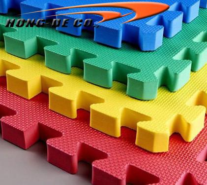 Non Toxic 1/2 Jigsaw Foam Floor Mats Interlocking Playroom Floor Tiles