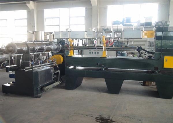 93mm / 200mm Twin Screw Extruder Machine Air Cooling Die Face Cutting Way