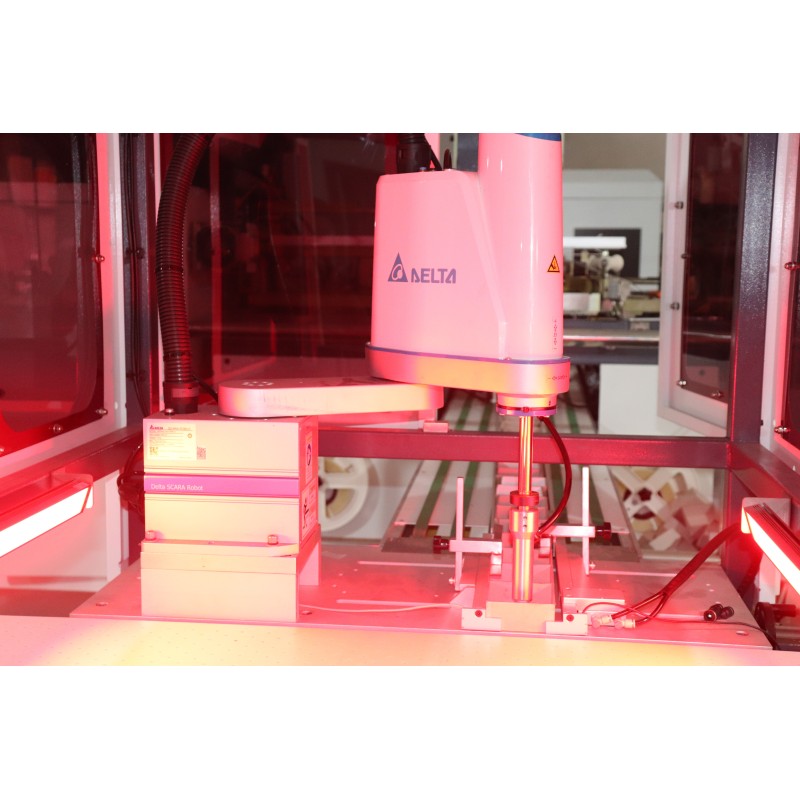 380V Automatic four-Corner Pasting Machine with 20-28Pcs/Min Speed and L4900*W4305*H2900mm Dimensions