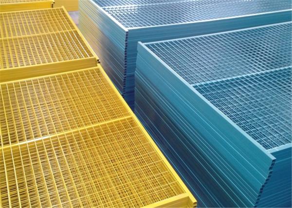 6'x9.6'  Construction Security Temp Fence Panels Tubing 30mm*30mm brace 20mm*20mm Powder Coated Red