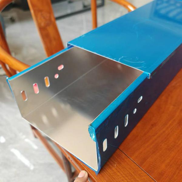 Características de alta resistencia bandeja de cable de aluminio con alta resistencia a la corrosión