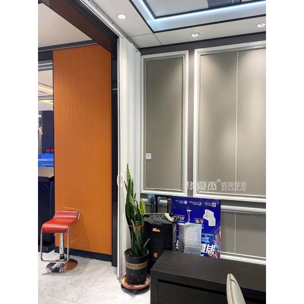 Внутренняя комната подвесный потолок покрытие деревянные зерна пвк стенные панели