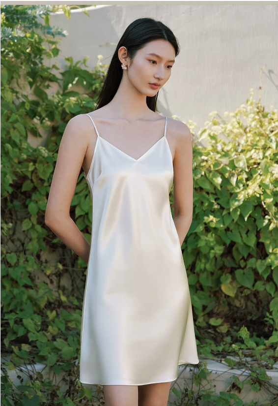 100% Mulberry Silk Nightdress with Adjustable Thin Straps and Breathable Moisture-Wicking Fabric