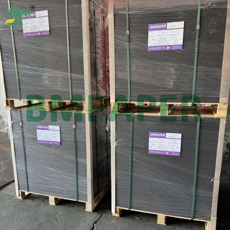 Black Color E Flute 1.75mm Corrugated Sheets 43 Inches By 28 Inches