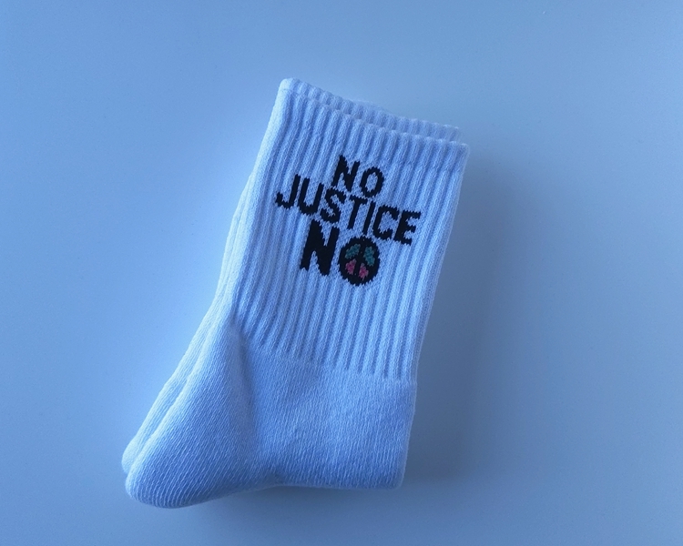 Durable SOCKS for sports featuring jacquard technology yarn dyed pattern and sweat absorbent cotton terry material for mens and womens comfort