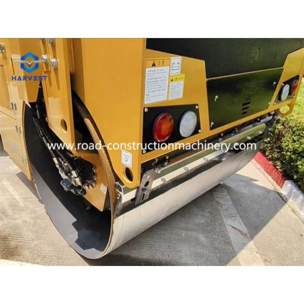 8.5 tonnes  double rouleau à tambour XD83 avec moteur Cummins 74.9kw