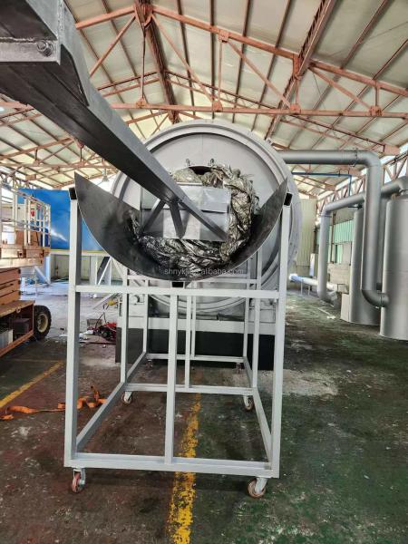 Instalação de pirólise de plásticos para a conversão de resíduos de pneus em combustível diesel
