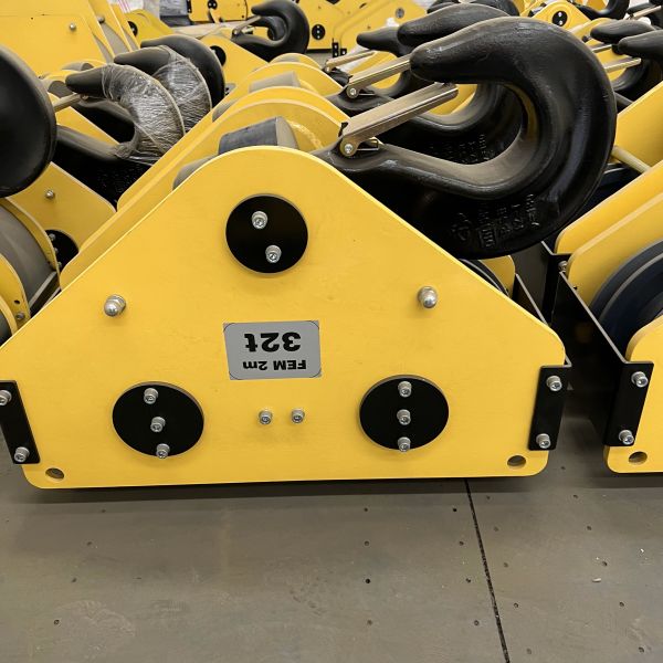 25T Lifting Capacity Durable Crane Hook with Safety Latch for Crane Lifting Applications