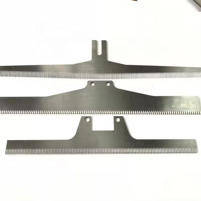 High-Strength Zig Zag Cutter Blade Knife Rust Resistant Toothed Knife