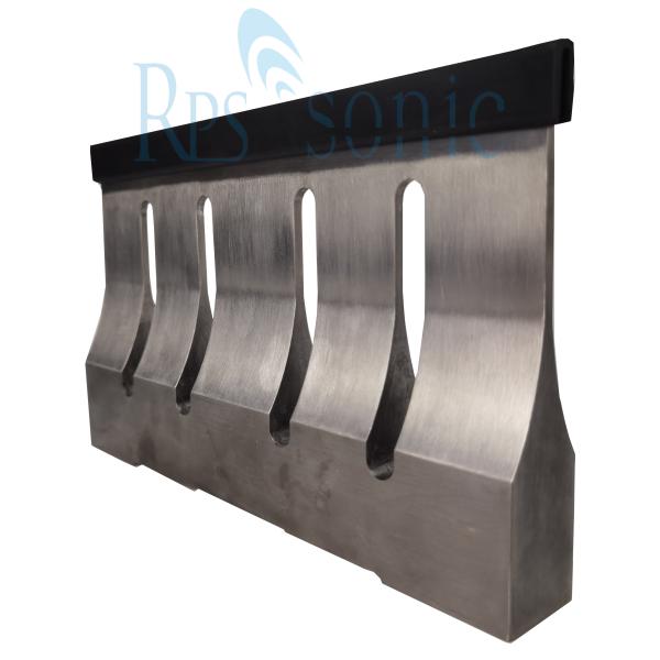 Titanium Alloy Ultrasonic Cutting Blade 20Khz For Chocolate Cake