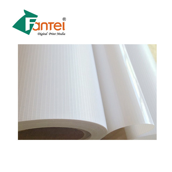 Внешними на открытом воздухе водоустойчивыми 300Gram персонализированное знаменами 200*300 18*12