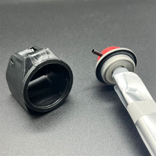 Portable Key Chain Pepper Spray Valve for On-the-Go Self-Defense