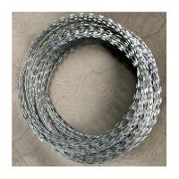 Fabrique CBT-65 fil de bobine de rasoir galvanisé à chaud à bas prix en PVC revêtu en rouleau de clôture