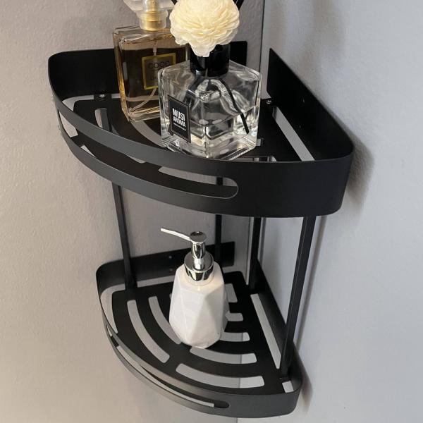 Le stockage fixé au mur de la salle de bains SS304 rayonne des supports de coin