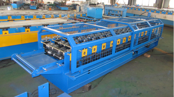 24 Forming Stations Roof Panel Roll Forming Machine High Automation
