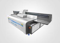 Imprimante UV professionnelle pour grandes usines spécialisée dans les matériaux rigides personnalisés et les graphiques commerciaux