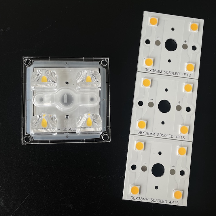 MINI LED Street light module 4 LED с водонепроницаемой ПК линзой 150X75 градусов с уплотнением