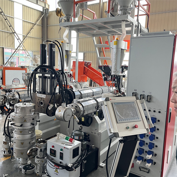 Gas Water Supply Pipe Extrusion Machine Single Screw Extruder PPH Pipe Three Layers Line