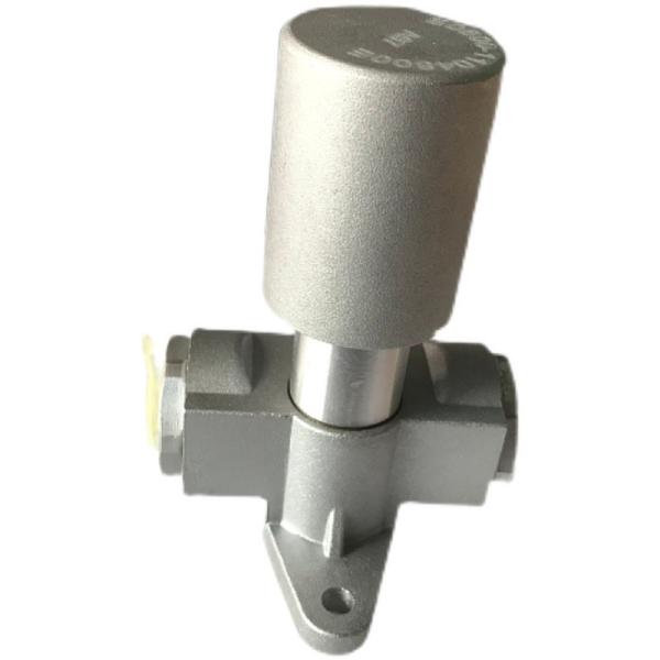 Yuchai Engine Genuine Manual Fuel Feed Pump E0600-1104800E 30mm Piston Stroke Bus Spares