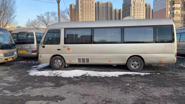 Used Toyota Bus 23 Seats Front Engine Used Coaster Sealing Window Manual Transmission
