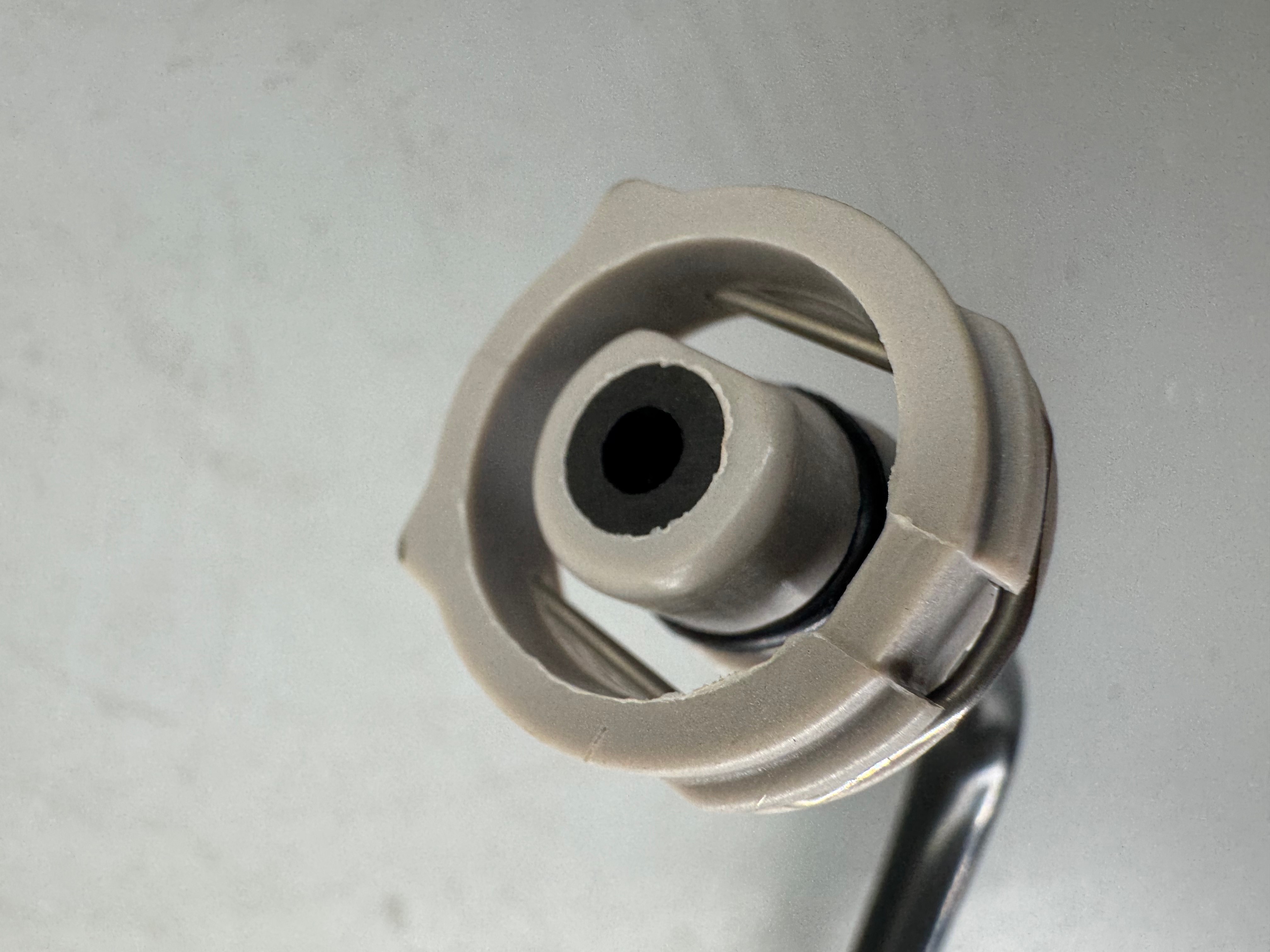 High Quality Coolant Reservoir Hose 8R0121081AQ for Q5