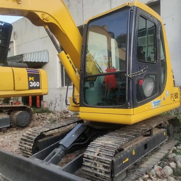 Excavadora hidráulica de pista Komatsu PC60 usada de 6 toneladas